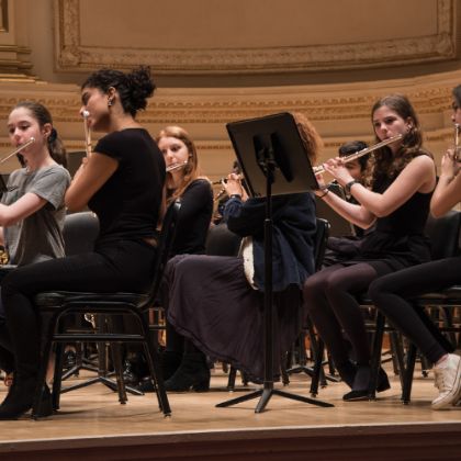 https://www.steinway.com/news/steinway-chronicle/k-12/88-keys-transcend-languages-at-the-un-international-school
